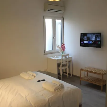 Sunrise Konukevi Roma